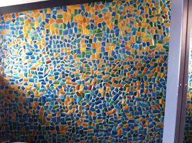 琉璃瓦碎片艺术墙图片