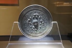 铜镜
