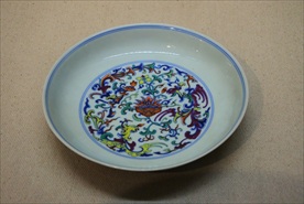 青瓷彩釉碗