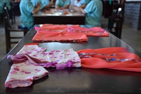 闾里古镇儿童汉服