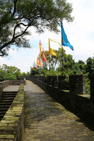 莲花山 古城墙