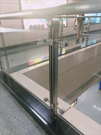 立柱