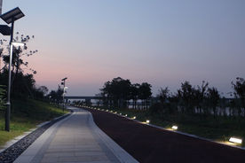 一江两岸
