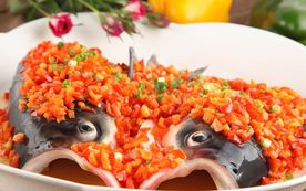 剁椒鱼头美食图片