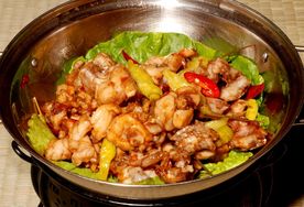 干锅田鸡美食图片