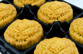 广式中秋月饼图片