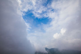 衡山雾海