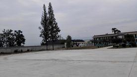 建设中的广场