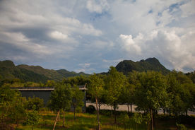九嶷山