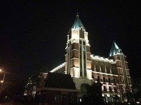 夜晚的建筑