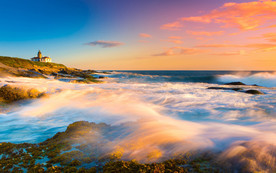 夕阳下的大海风光