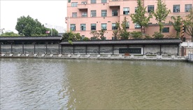 运河沿岸风景