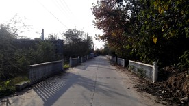 夕阳下的道路风光