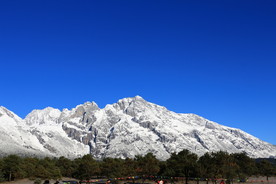 玉龙雪山