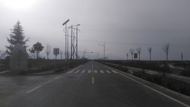夕阳下的道路风光