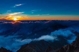 云山雾海