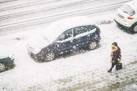 大雪纷飞
