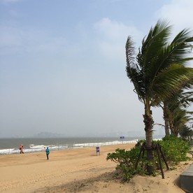 海南海口假日海滩