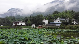雨后的村庄