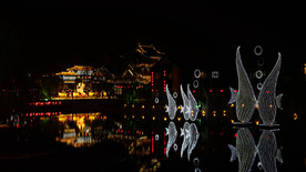 夜色中的水面