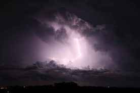 高清电闪雷鸣