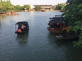游湖