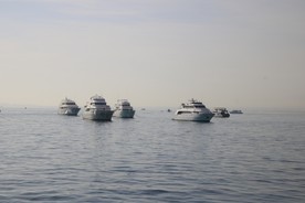 海上游艇