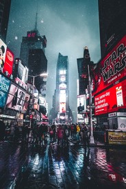 夜色下的城市风光