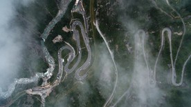 盘上公路 山区公路 道路 公路