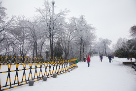长沙岳麓山雪景