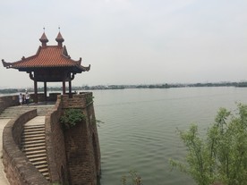 东湖阙楼