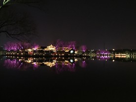 明湖夜宴