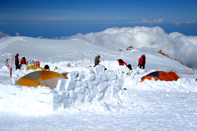 雪山上的风光