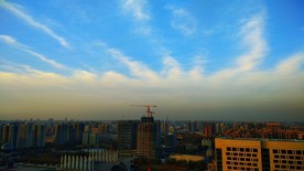城市天空 蓝天白云 西安城市