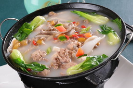 锅仔小鸡炖蘑菇