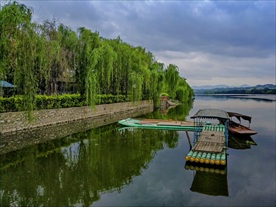 水岸