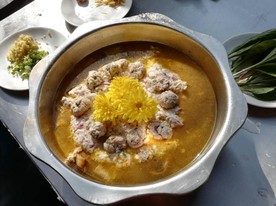 扇鸡点豆腐