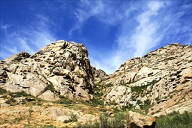 山岩