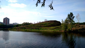 龙沙公园湖水美景