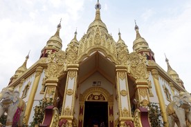 勐焕大金塔
