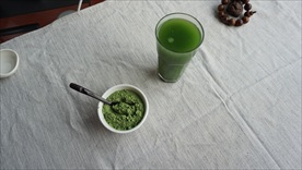 大麦若叶青汁粉摄影图