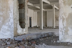 废弃建筑物