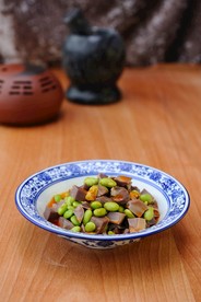 鸭胗拌毛豆