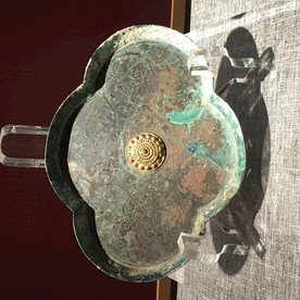 鎏金铜盘