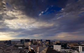 俯瞰城市天空视频素材