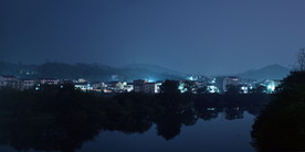 小村夜色