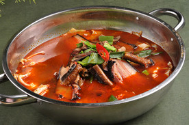 腊肉鳝鱼脆笋火锅