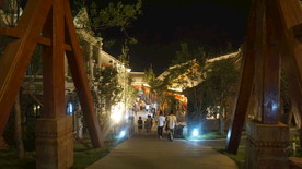 西部长青德明古镇夜景