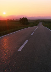 黄昏下的道路风景 田野风光