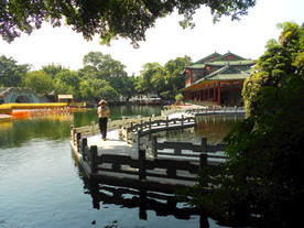 仿古桥
